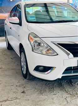 نيسان فيرسا